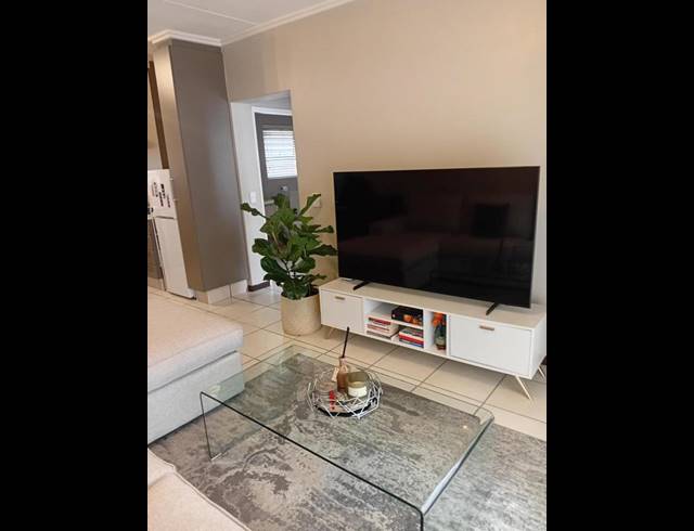 1 BEDROOM PROPERTY TO RENT IN PAULSHOF